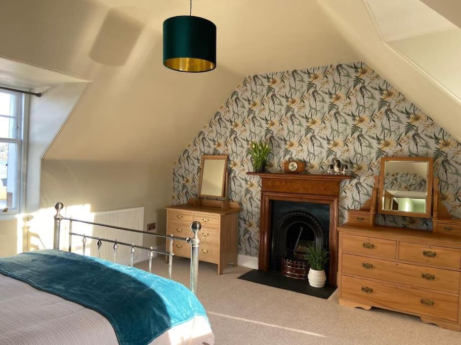 Signalman'S Cottage In Clachnaharry South Kessock Экстерьер фото